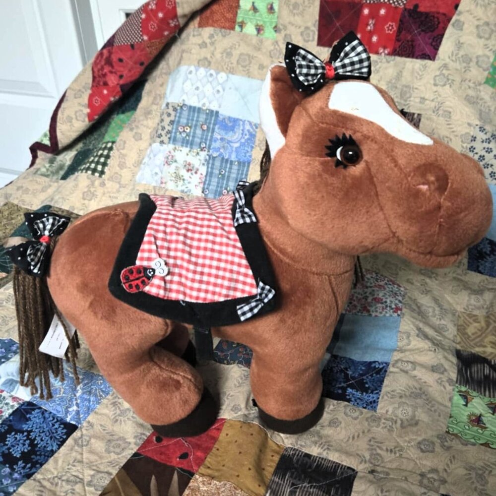 1984 Cabbage Patch Kid Show Pony with saddle blanket